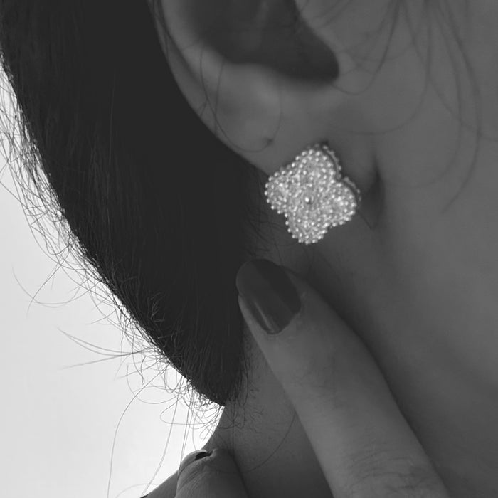 V&A design Earrings (clips)