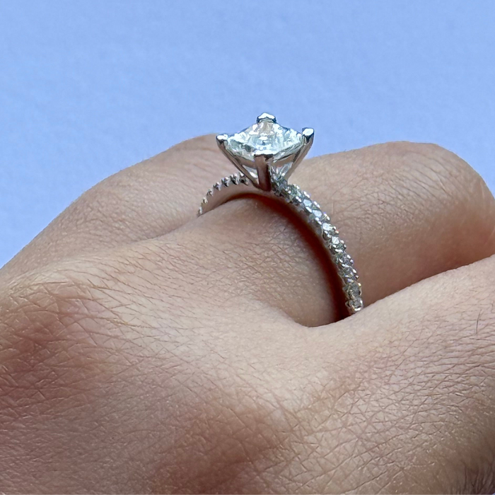 Princess Ring ( 1.0 cr Moissanite)