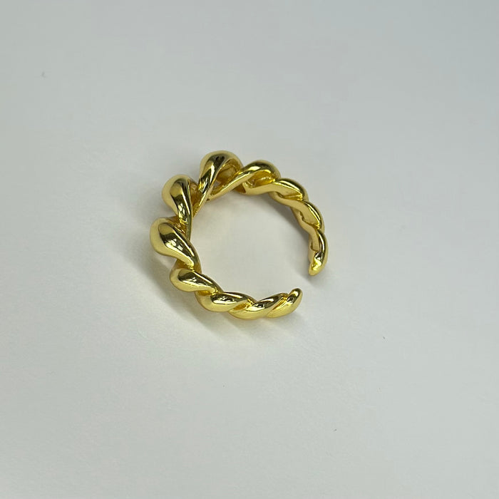 Gold twisted geometric adjustable ring made of high-quality metal, perfect for stylish accessories.