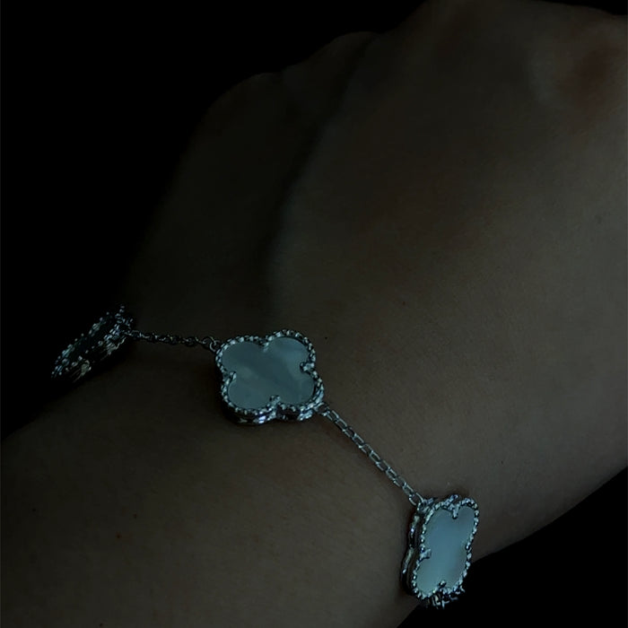 V&A bracelet with Mother-of-pearl