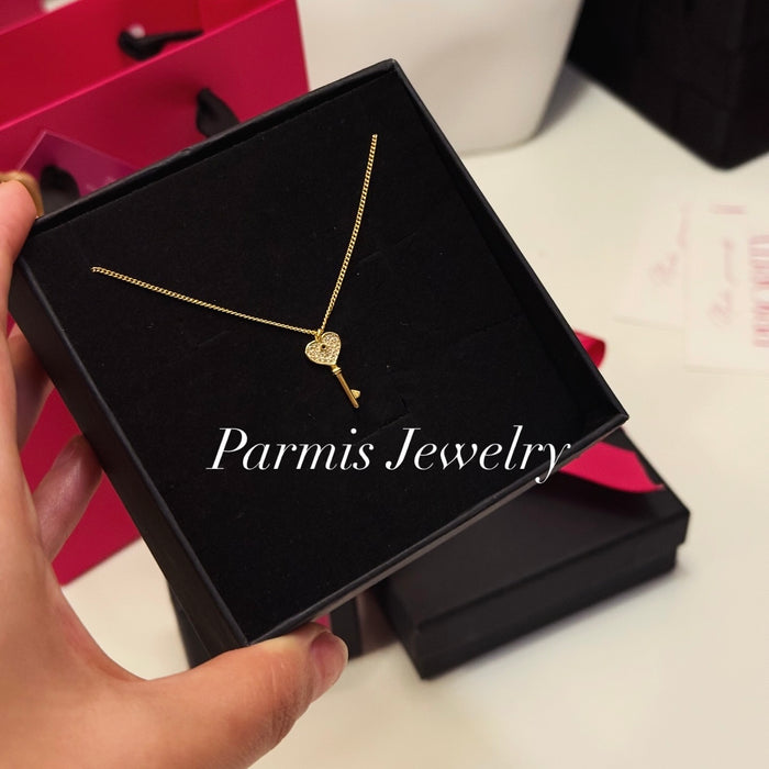 Love-Key pendant necklace