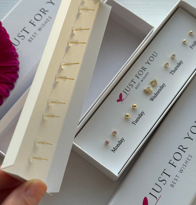 Parmis weekly Earrings Set