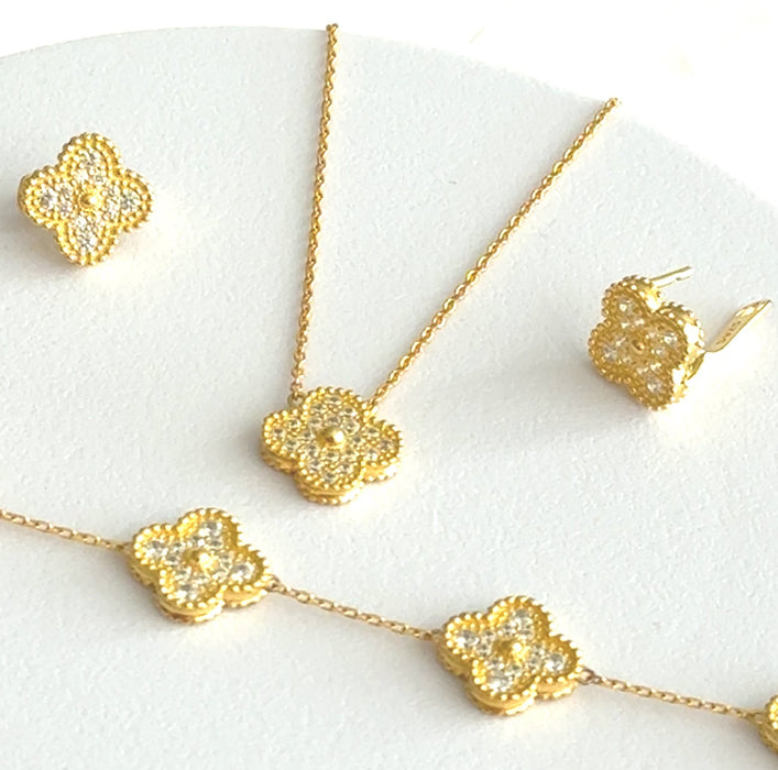 V&A design Earrings (clips)